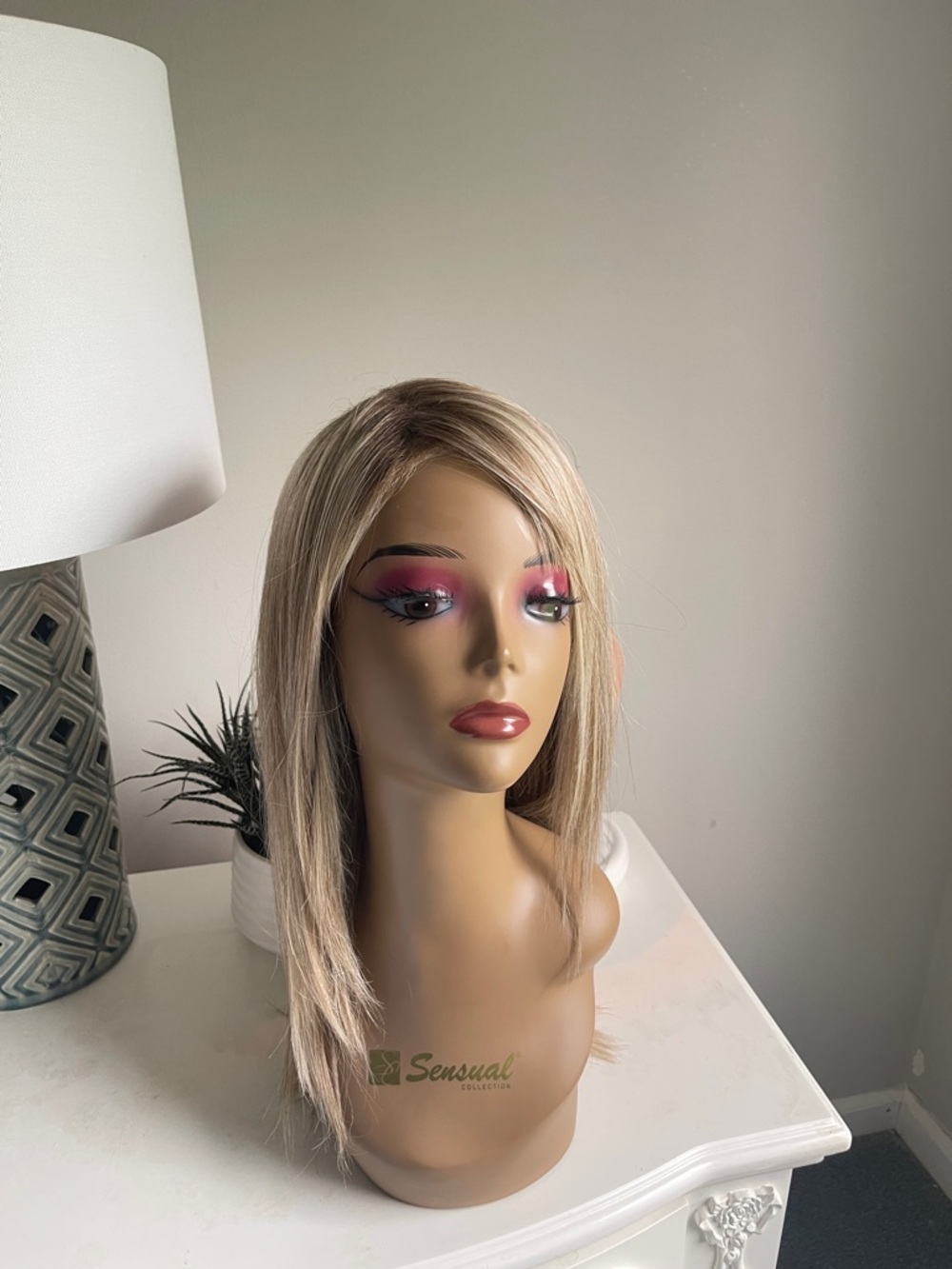 Belle tress Bespoke - Butter Blond - Picture 9 of 15